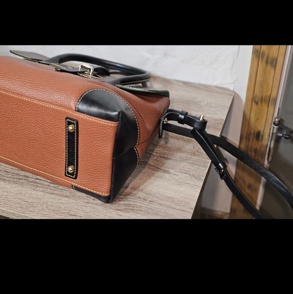 Dooney & Bourke Verona Elisa Top Handle Satchel Crossbody- EUC - Picture 5 of 12